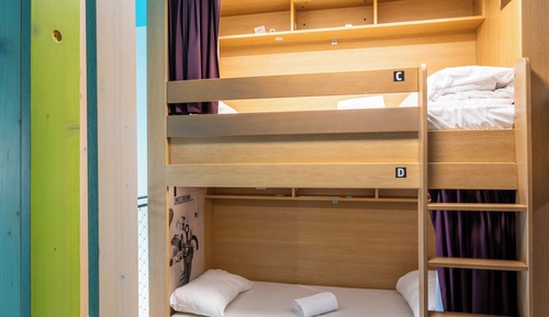 Quadruple Duplex Room