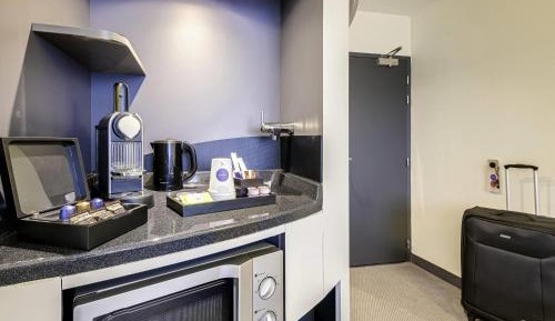 Executive Suite with One Double Bed and One Sofa Bed