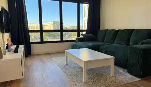 Apartment with City View