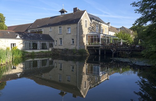 Saint-Quentin-en-Yvelines Hotel | Auberge du Manet