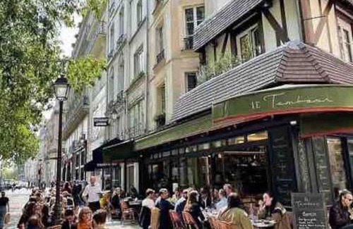 Quartier du Mail Apartment | Appartement entier au cœur de Paris