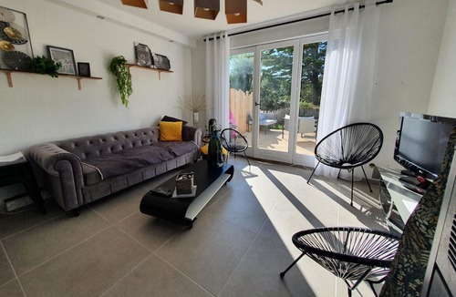 Sainte-Cecile-Plage House | 2 bedroom house 5 minutes from the sea and parking