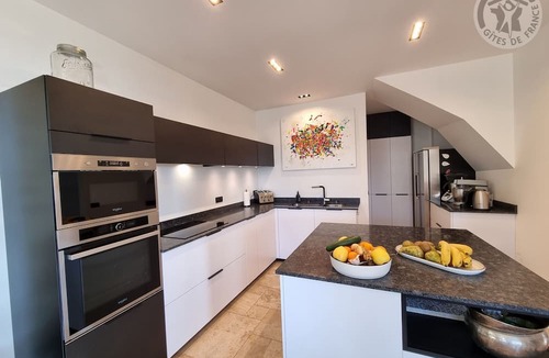 La Roche-Guyon Cottage | Gite La Roche-Guyon, 4 bedrooms, 8 persons