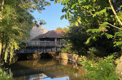 Saint-Cyr-sur-Morin Cottage | Lovely 3-bedroom cottage between Disneyland, Paris and Champagne Reims