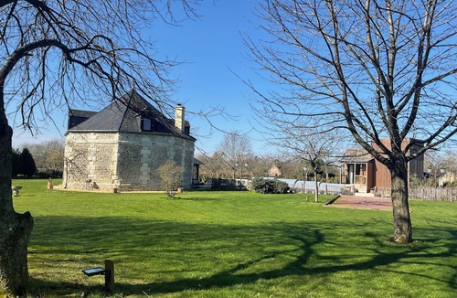 Morainville-Jouveaux House | Colombier Entierement Renove
