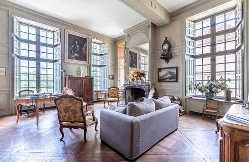 Bouray-sur-Juine Villa | Magnifique château du XVIIe siècle