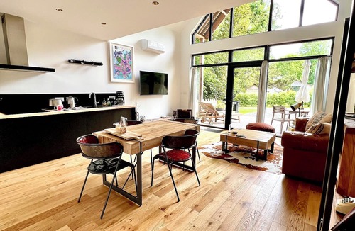 Veulettes-sur-Mer House | Loft with jacuzzi located 800 m from the sea