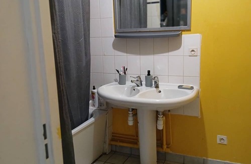 Drancy Apartment | Weekend rental + school vacations