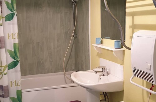 Saint-Amand-les-Eaux Apartment | AA RELAIS DES THERMES 1