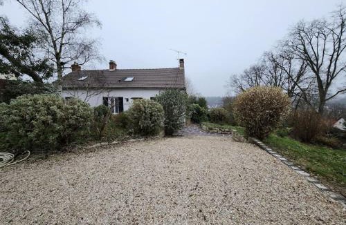 Breuillet Villa | Magnifique maison au cœur d'un jardin paysager