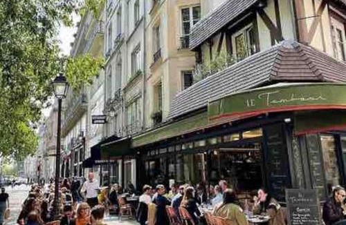 Quartier du Mail Apartment | Appartement entier au cœur de Paris