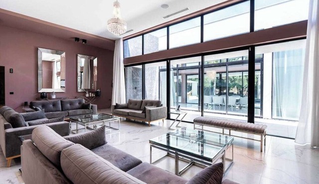 Exceptional Villa with Pool 5BR/10P – Mougins
