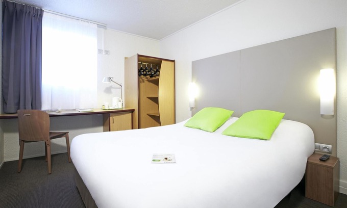 Villejuif Hotel | Campanile Villejuif