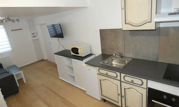 Lens Apartment | Cocon Douillet Louvre-Bollaert